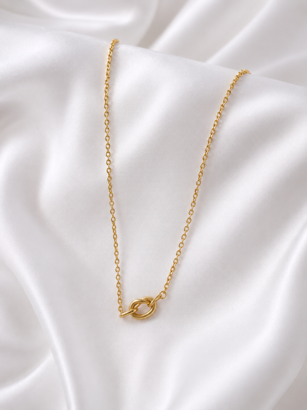 01CH0200 Eternal Knot Necklace