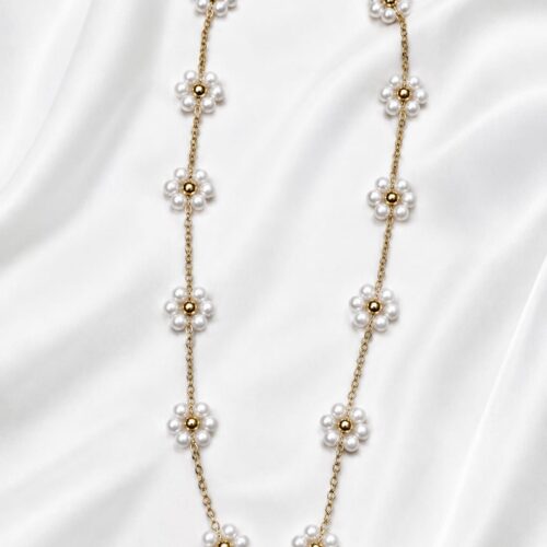01CH0450 Pearl Blossom Necklace