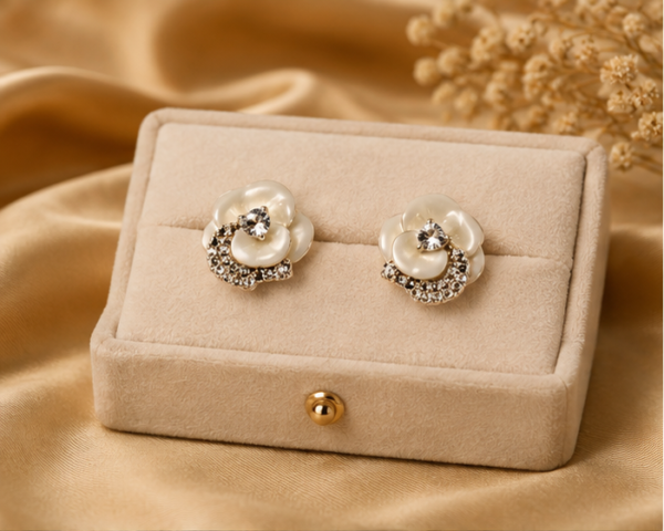 01ST0320 Glossy Petal Blossom Studs