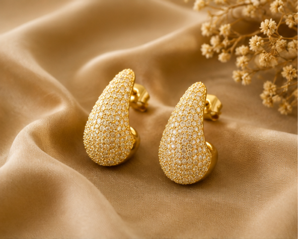 01ST0350 Pav? Teardrop Statement Studs