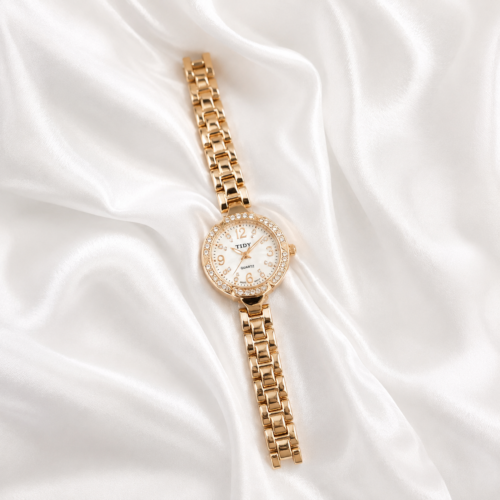 Classic Gold Crystal Link Watch
