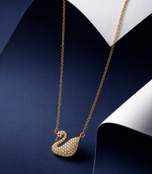 02CH0300 Crystal Swan Necklace