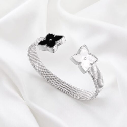 Yin-Yang Clover Mesh Cuff