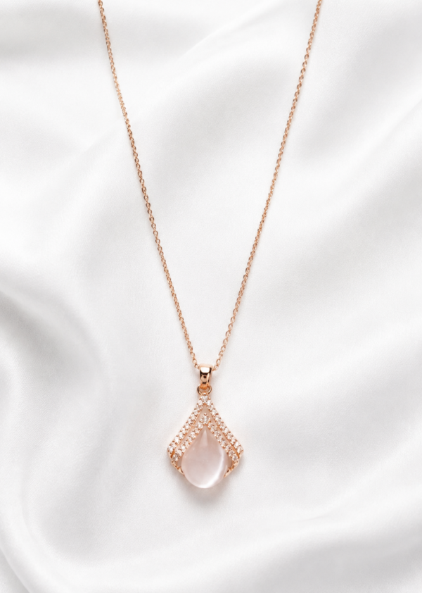 04CH0250 Pink Teardrop Halo Necklace