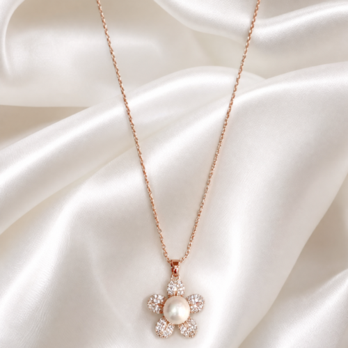 05CH0250-1.png Crystal Flower & Pearl Necklace
