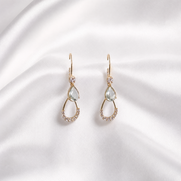 05ST0400 Clear Teardrop Crystal Loop Earrings