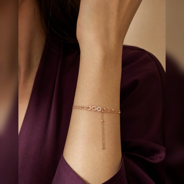 09BR0300(2) Infinity Sparkle Bracelet