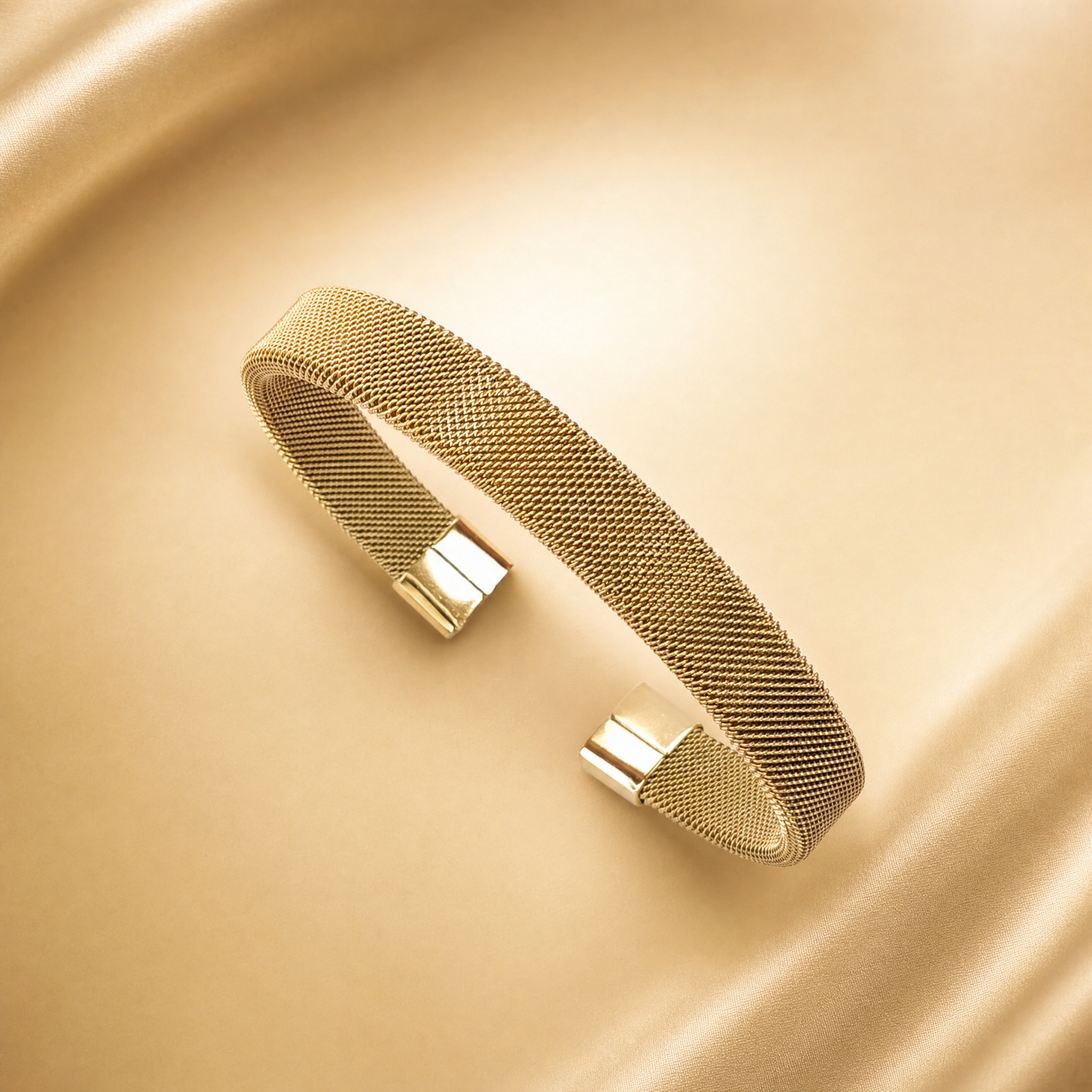 10KA0250 Radiant Gold-Tone Mesh Bangle
