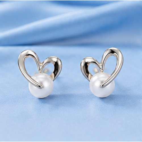 10ST0180 Silver Heart Pearl Studs