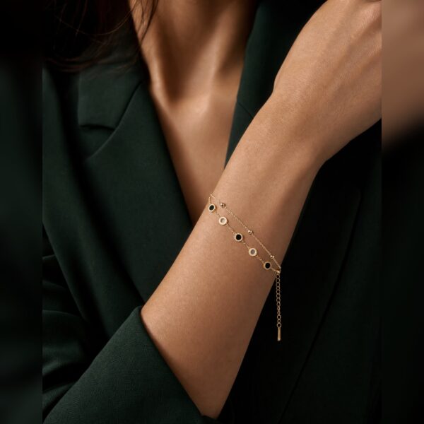 13BR0300(2) Black & White Station Bracelet