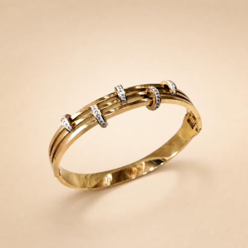 Black & Crystal Curve Bangle