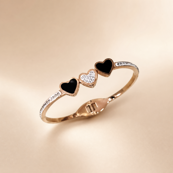 26KA0500 Black Heart Rose-Gold Bangle