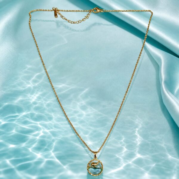 27CH0250 Dolphin Wave Pendant Necklace
